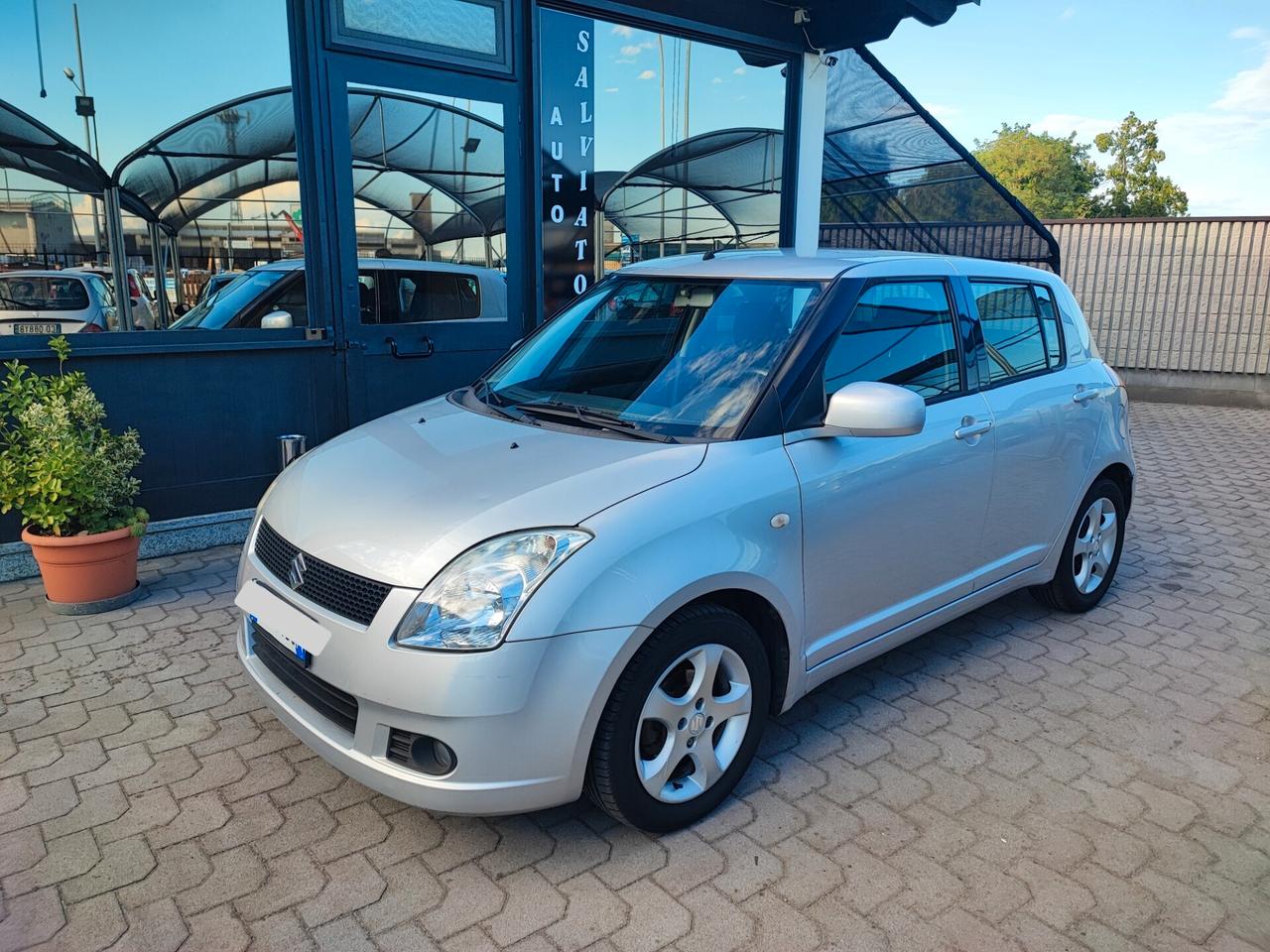 Suzuki Swift 1.3 5p. GL uni-pro