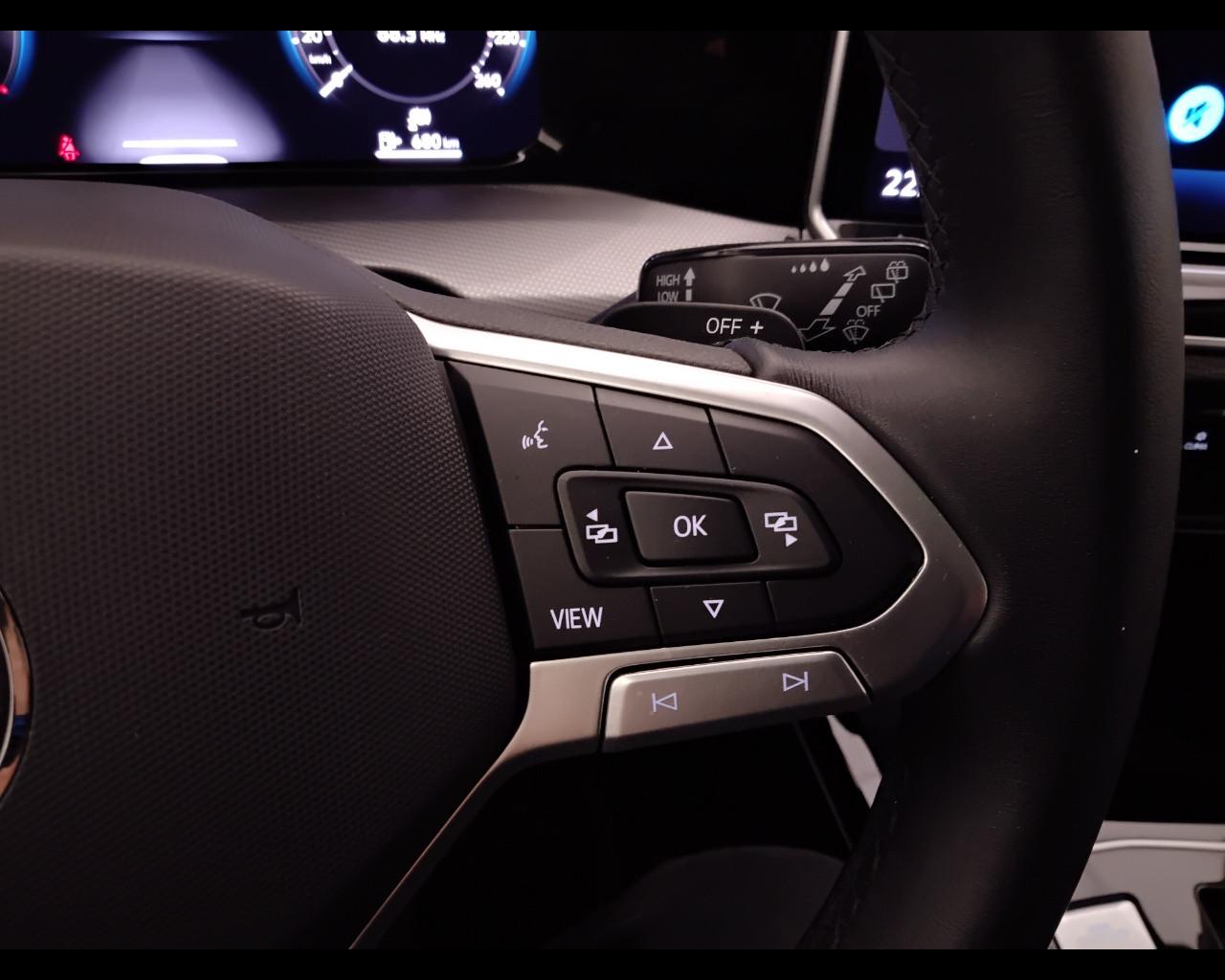 VOLKSWAGEN Golf VIII 2024 - Golf 2.0 tdi Style 150cv dsg