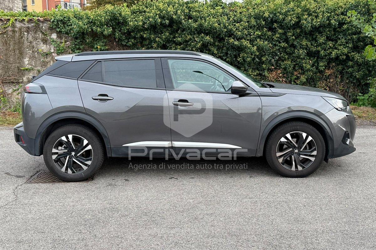 PEUGEOT 2008 PureTech 100 S&S Allure Navi Pack