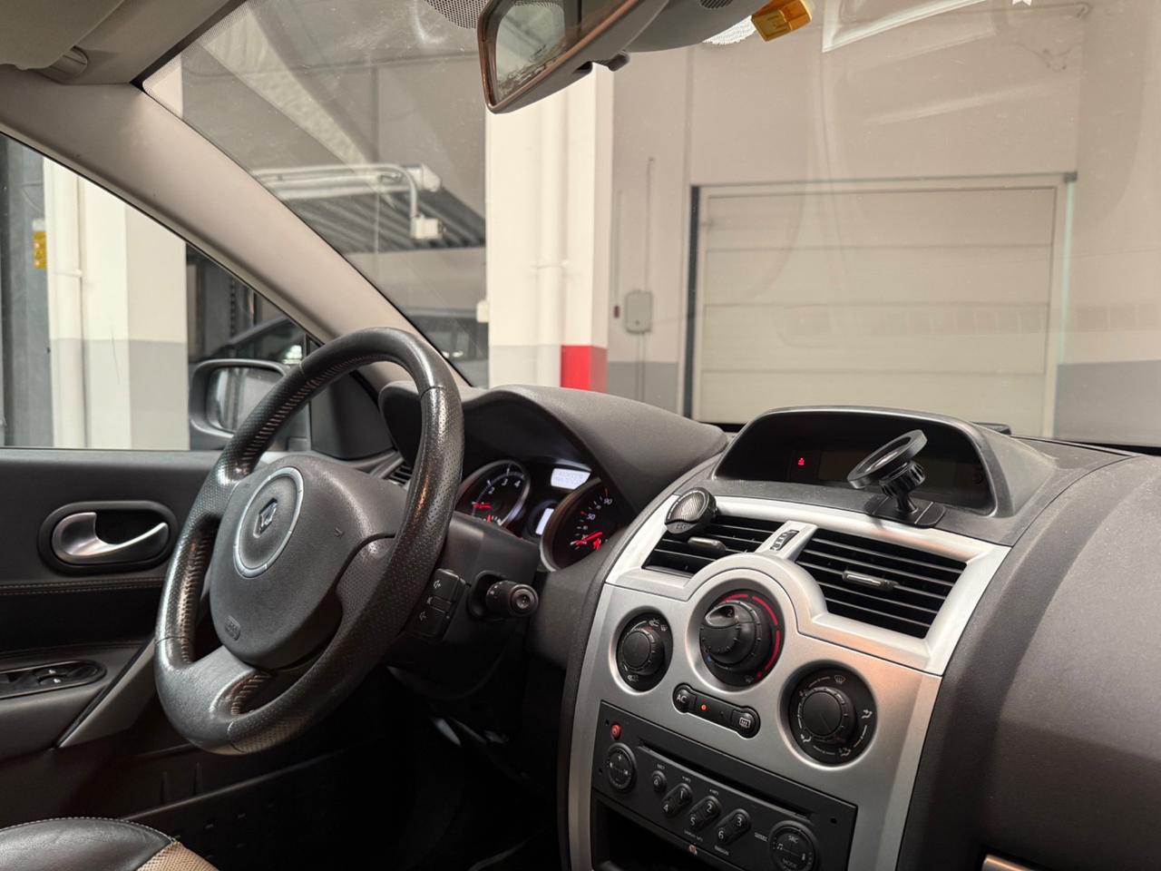 Renault Megane CABRIO-UNICOPROPR-MANUALE-BENZINA