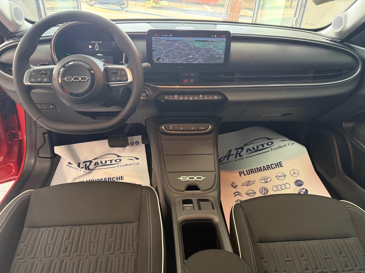 Fiat 600 Hybrid 110 CV DCT MHEV pop confort