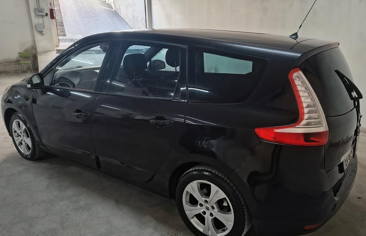 Renault Scenic Scénic 1.5 dCi 110CV Dynamique 7 POSTI