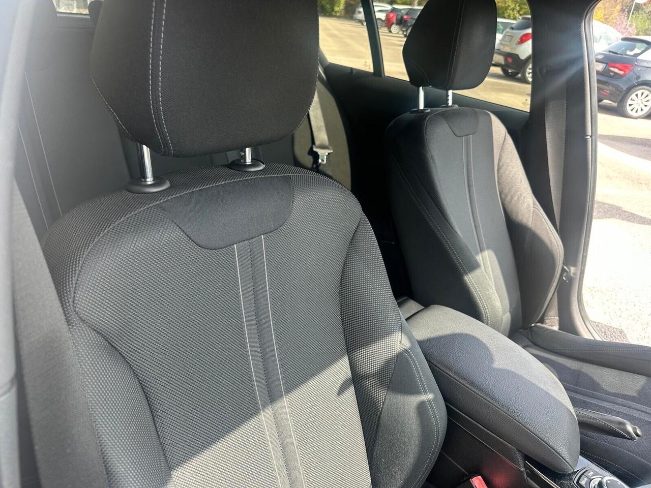 Bmw 120d xDrive 5P Urban AUTOM.