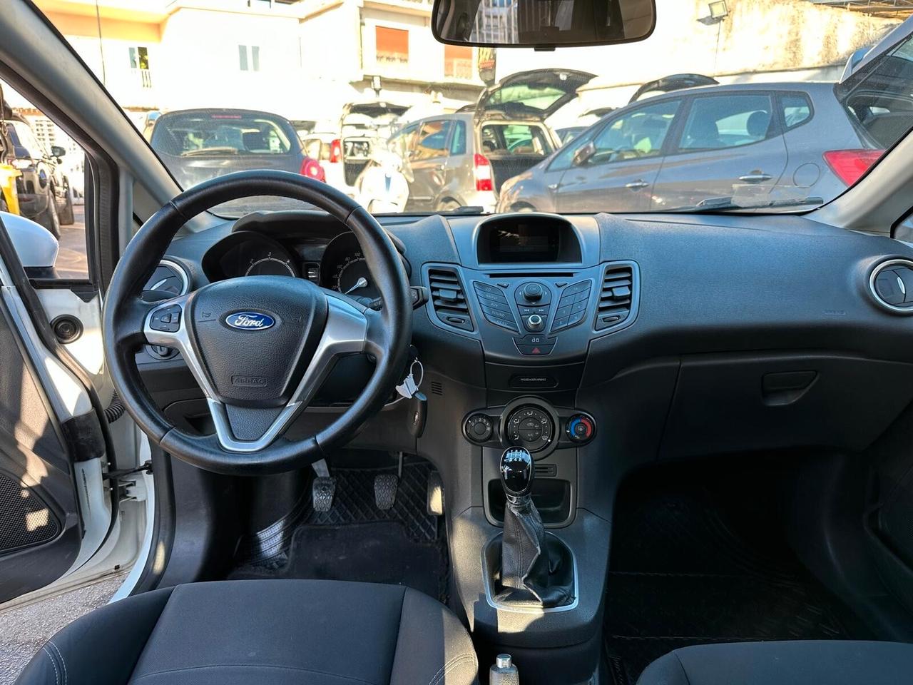 Ford Fiesta 1.5 TDCi 75CV 5 porte Titanium