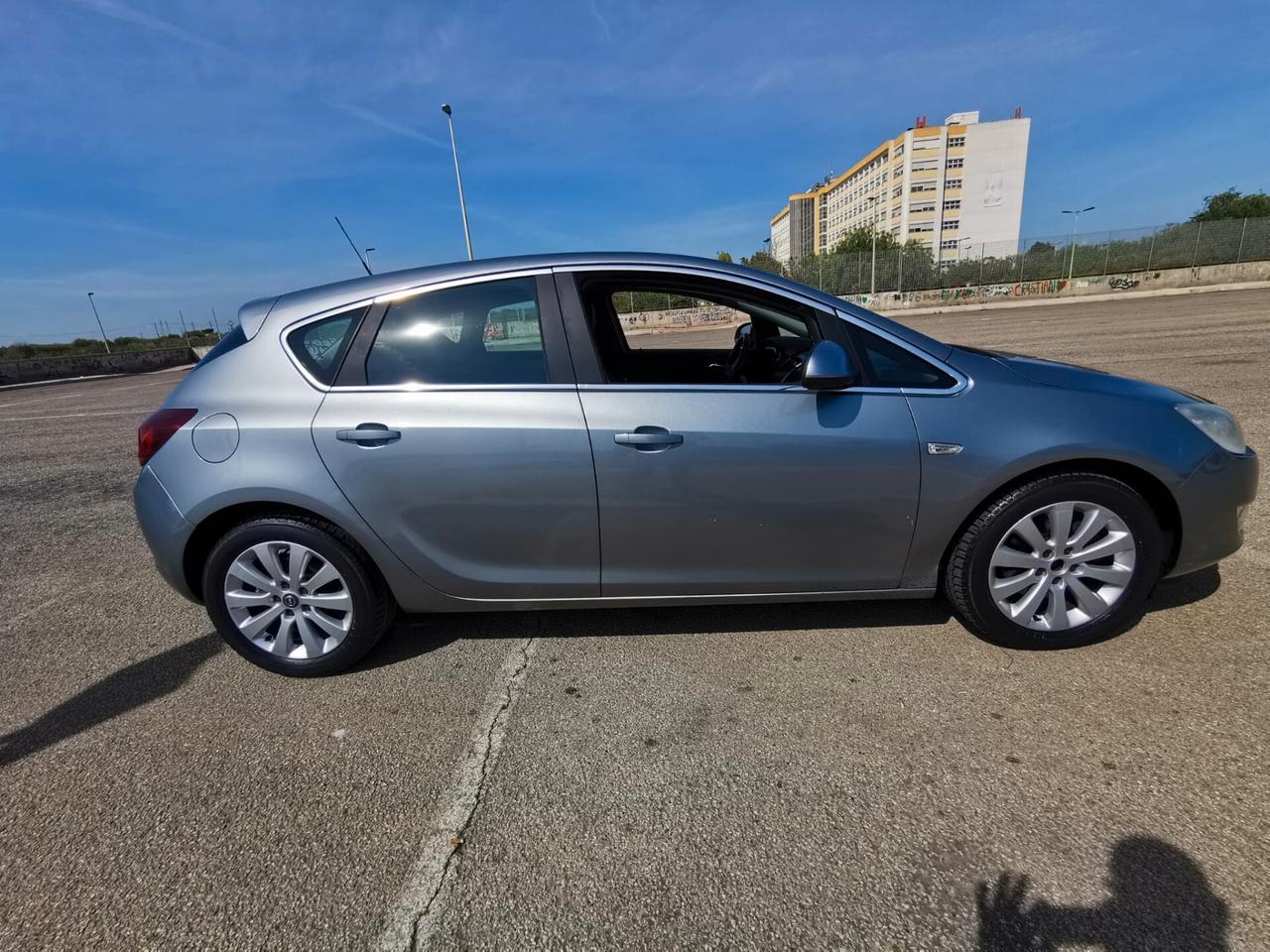 Opel Astra 1.7 CDTI 110CV 5P. Cosmo 12/2010