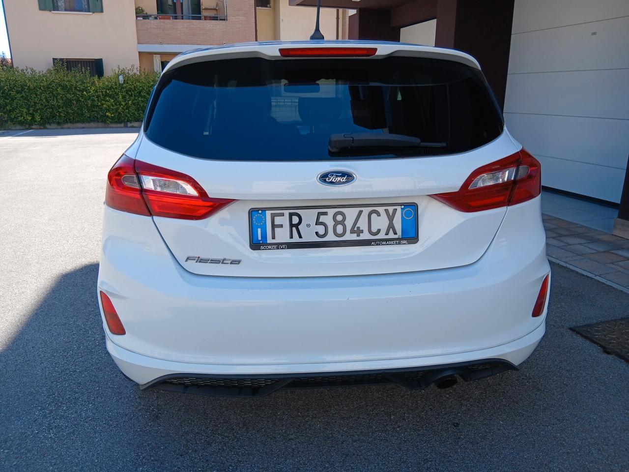 Ford Fiesta 1.0 Ecoboost 125 CV 5 porte ST-Line tua a € 179 mese