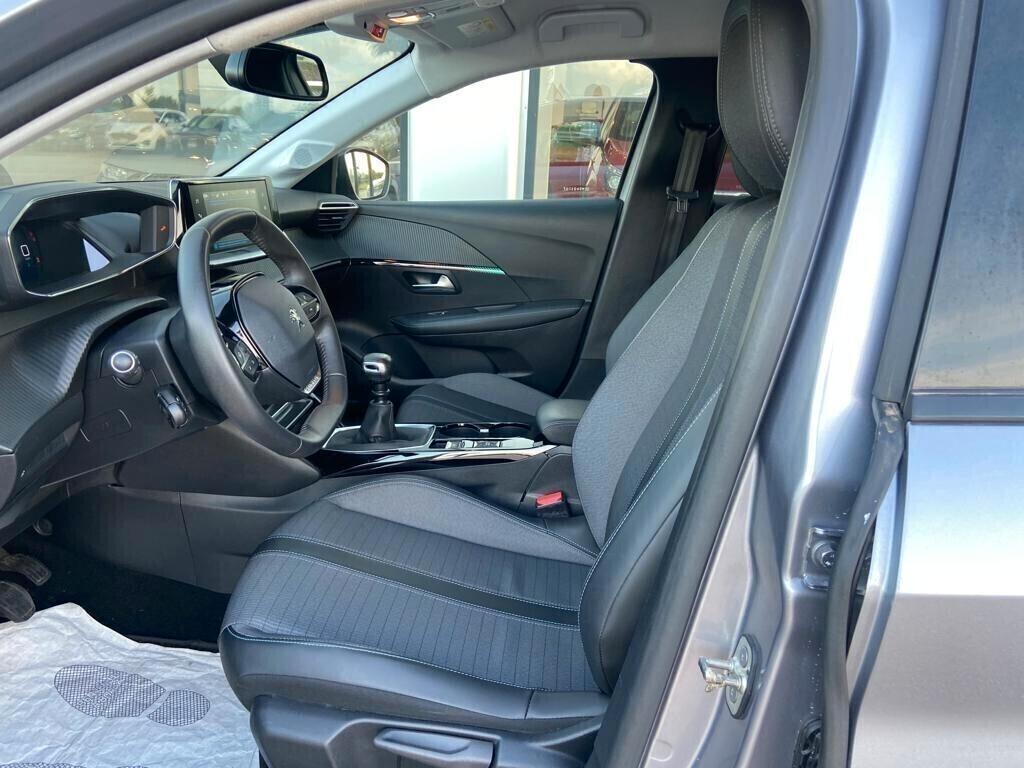 Peugeot 208 ALLURE PACK PureTech 100 5 p.