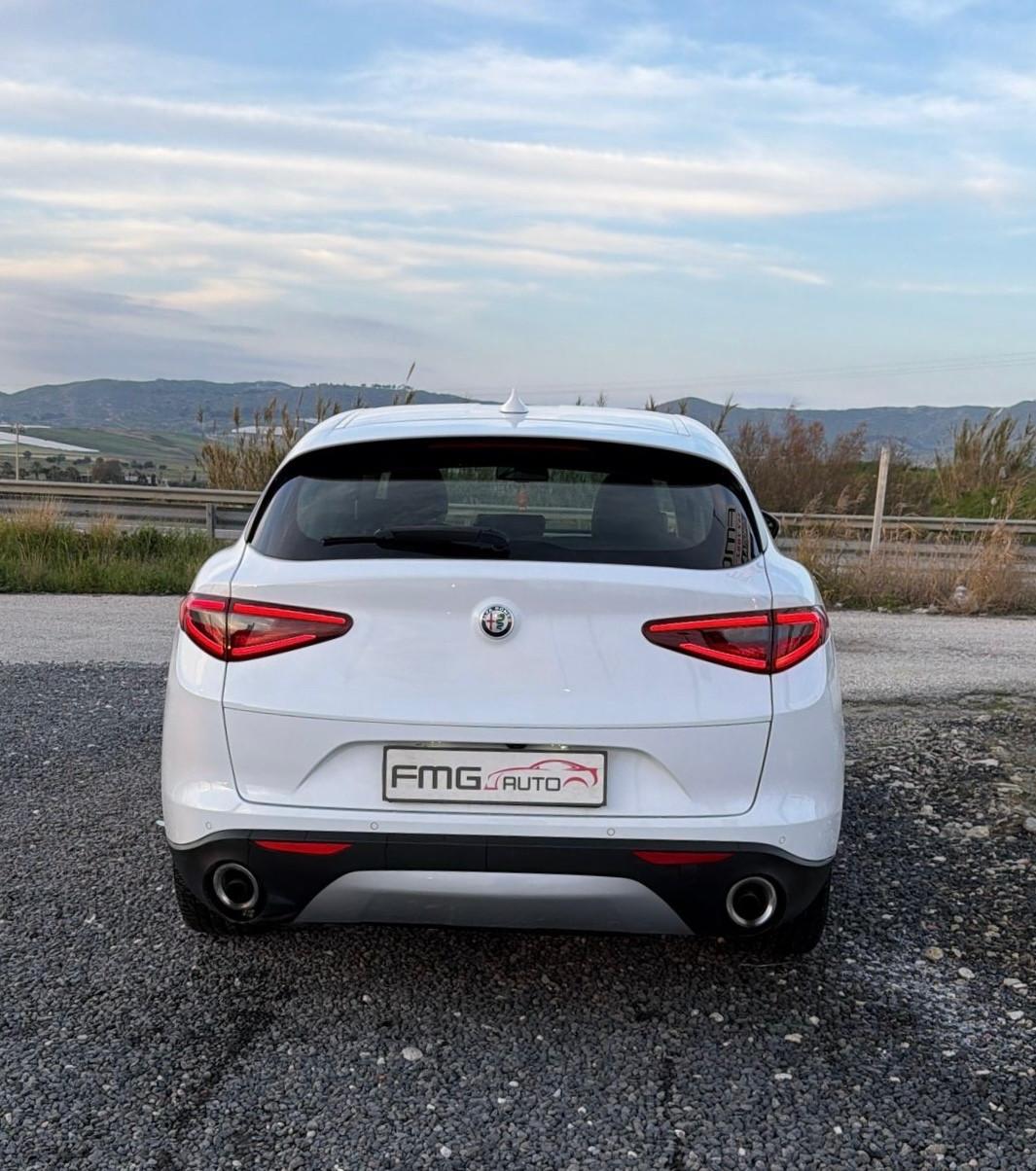Alfa Romeo Stelvio 2.2 Turbodiesel 190 CV AT8 RWD Super