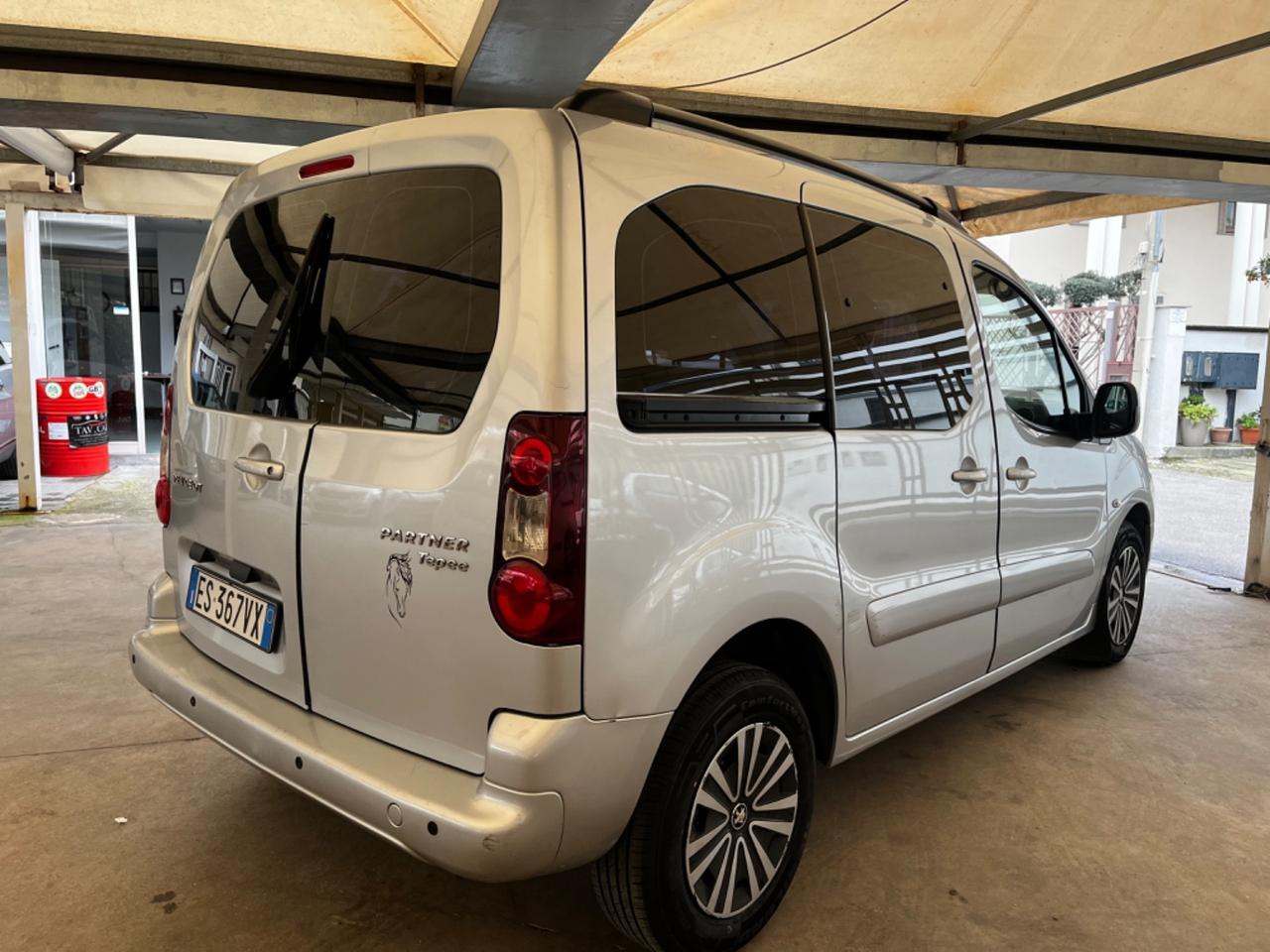 Peugeot Partner 1.6 HDi 115CV Autocarro 5 Posti