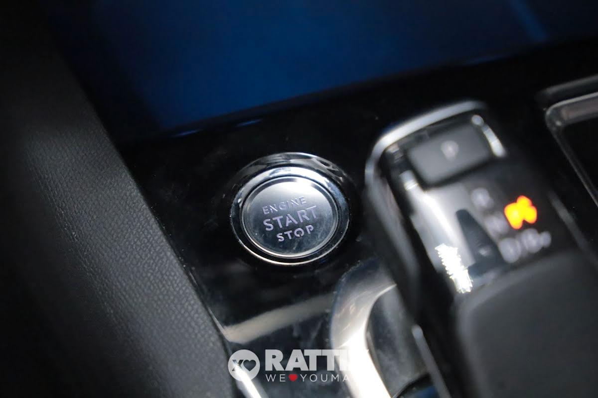 Peugeot 3008 1.6 hybrid phev 225CV GT Pack e-eat8 + tetto apribile