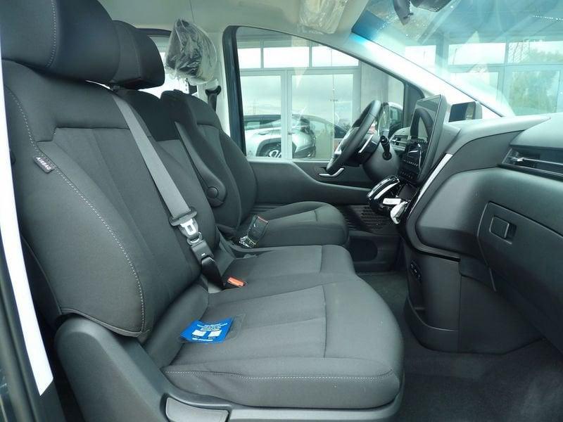 Hyundai Staria Staria 1.6 HEV AT 2WD 9 posti Wagon
