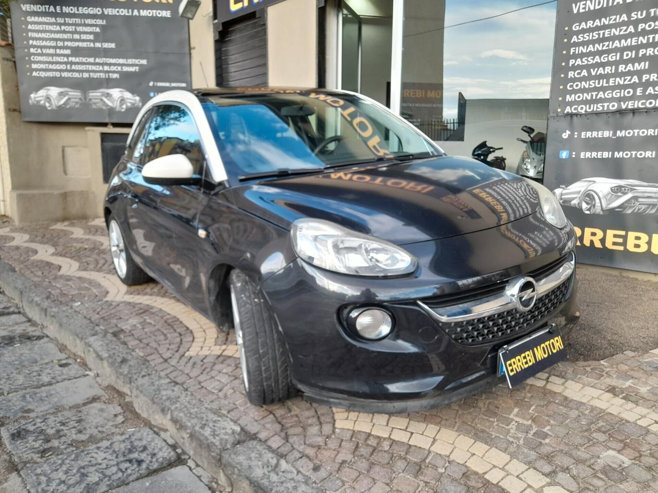 Opel Adam 1.4 87 CV GPL Tech Unlimited