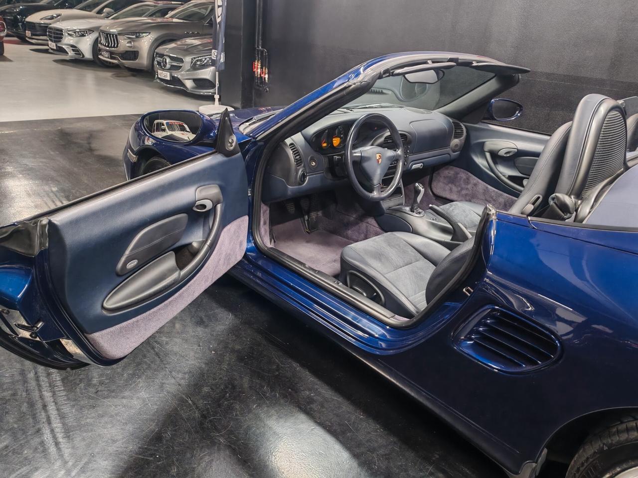 Porsche Boxster 986 2.7 asi