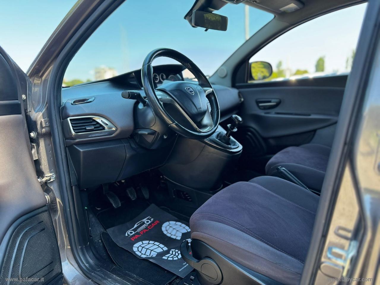 LANCIA Ypsilon 0.9 T.Air 85CV 5p. Met.Ec. Gold