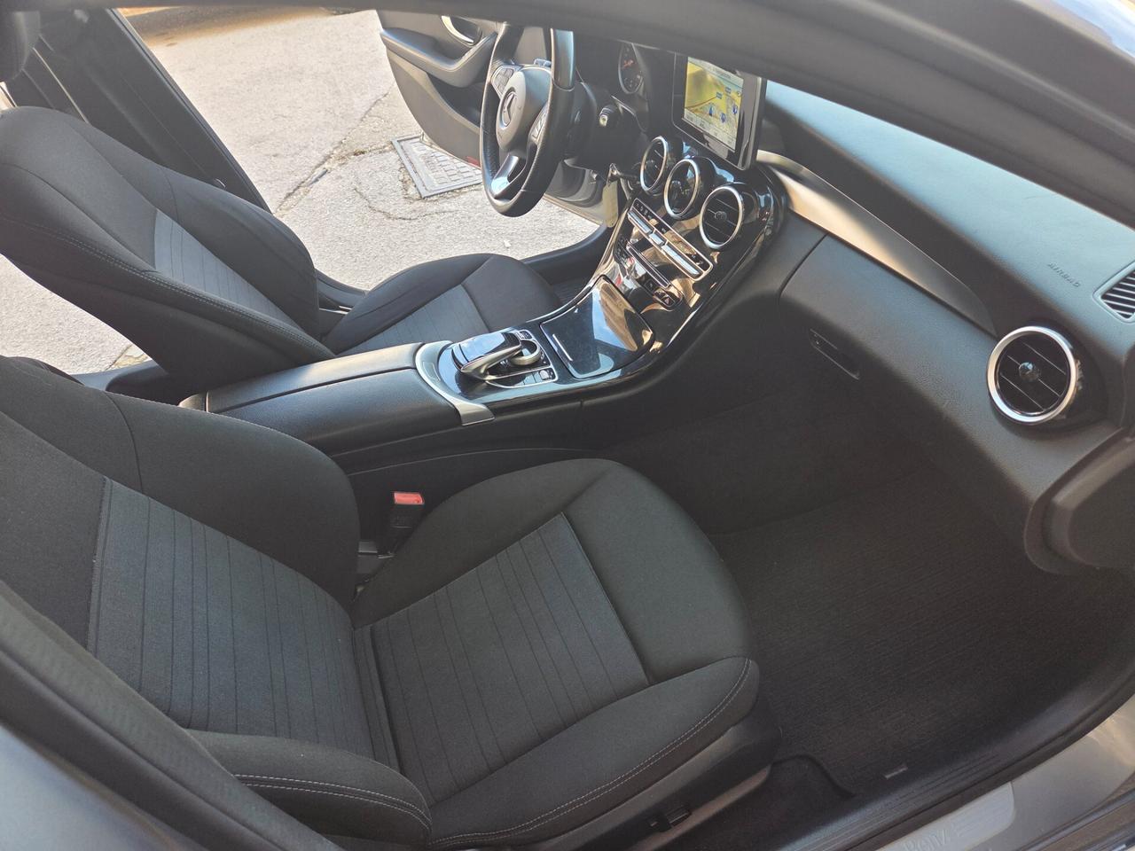 MERCEDES C220 2.2 170 CV LED FULL OPT KM CERTIF