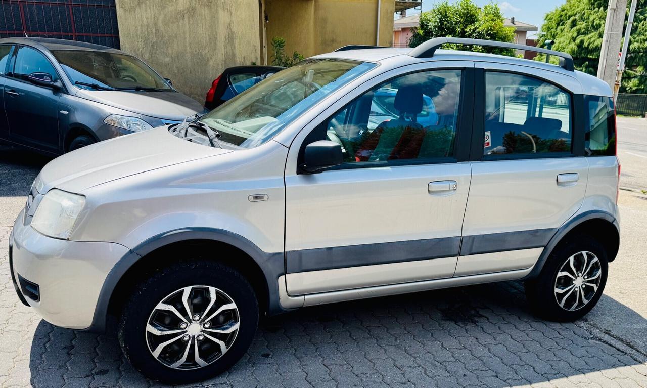 Fiat Panda 1.2 4x4 Climbing