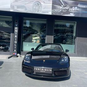 PORSCHE - 718 Cayman