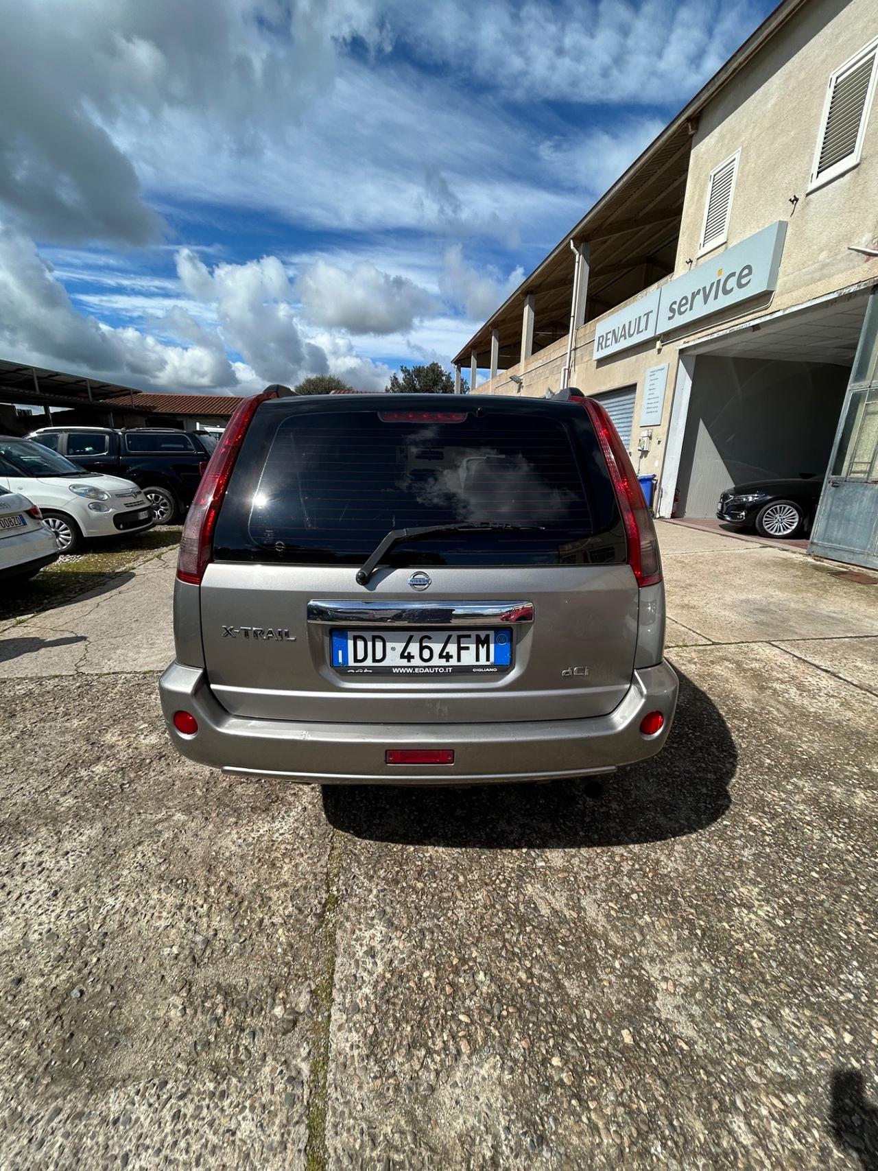 Nissan X-Trail 2.2 dCi Sport Columbia