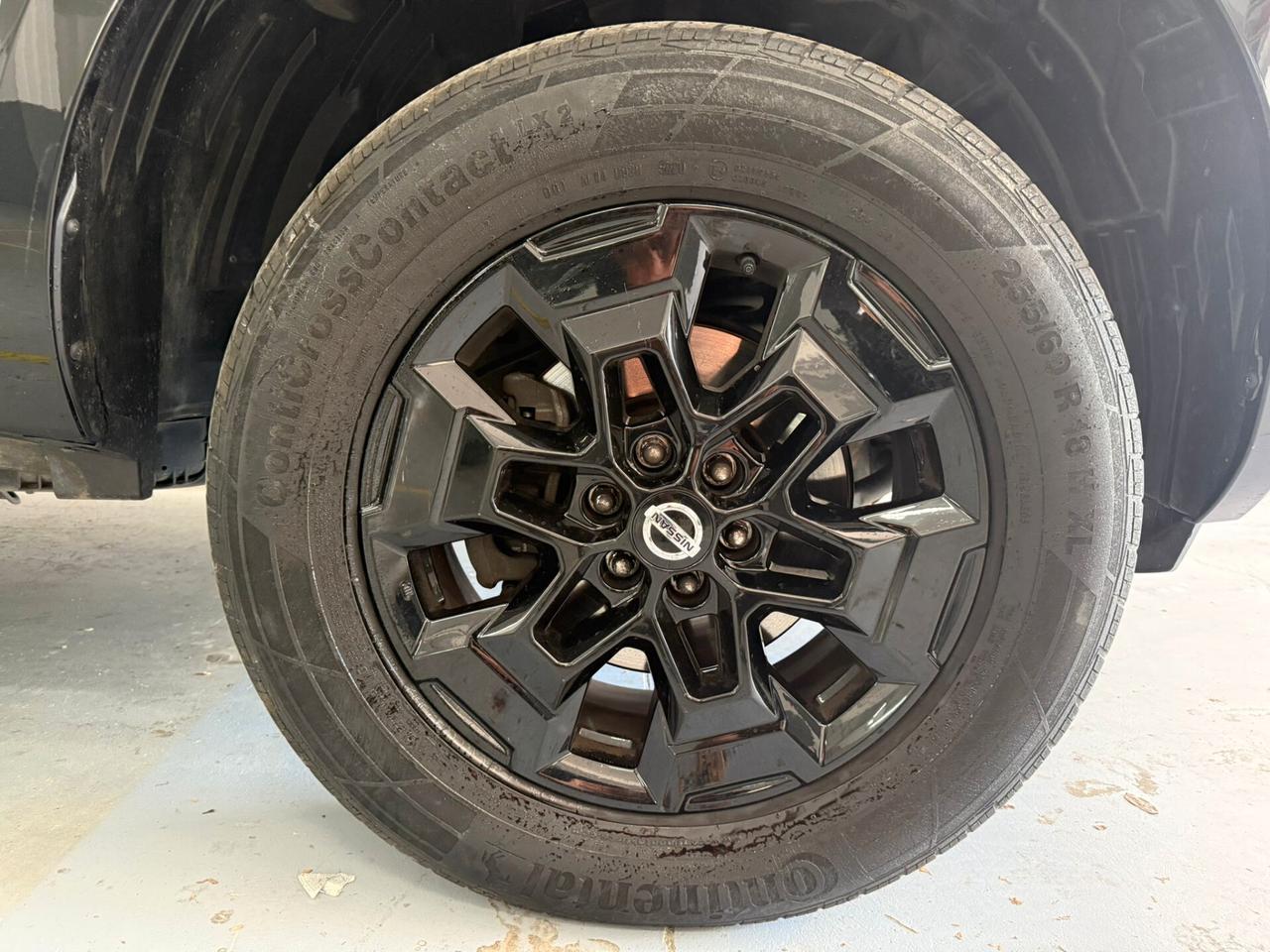 Nissan Navara 2.3 dCi 190 CV 7AT 4WD Double Cab N-Guard