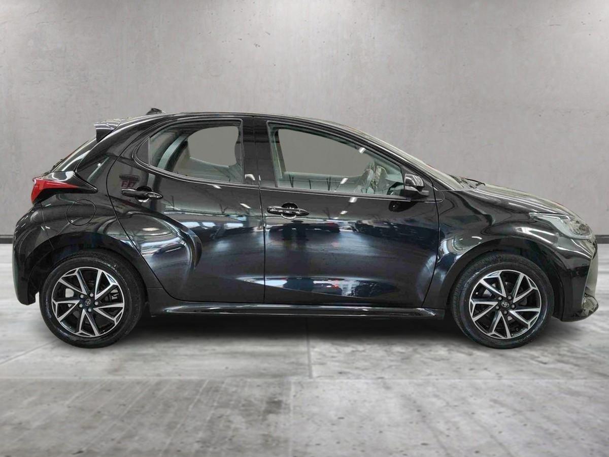 TOYOTA Yaris 4ª serie - Yaris 1.0 5 porte Trend