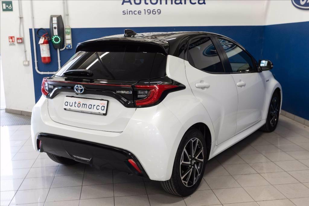 TOYOTA Yaris 1.5h Style del 2021