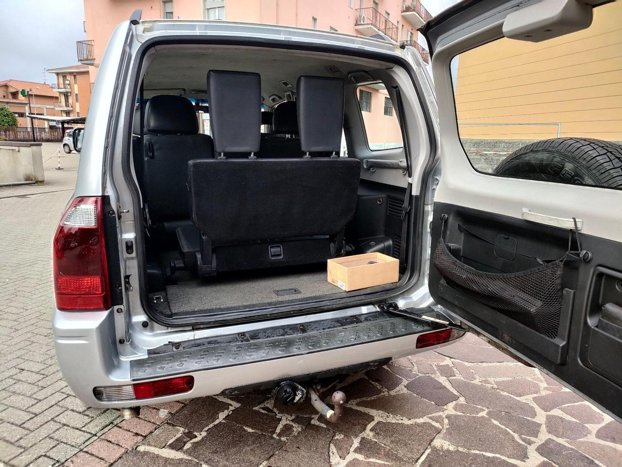 Mitsubishi Pajero 3.2 16V DI-D 7 posti e gancio