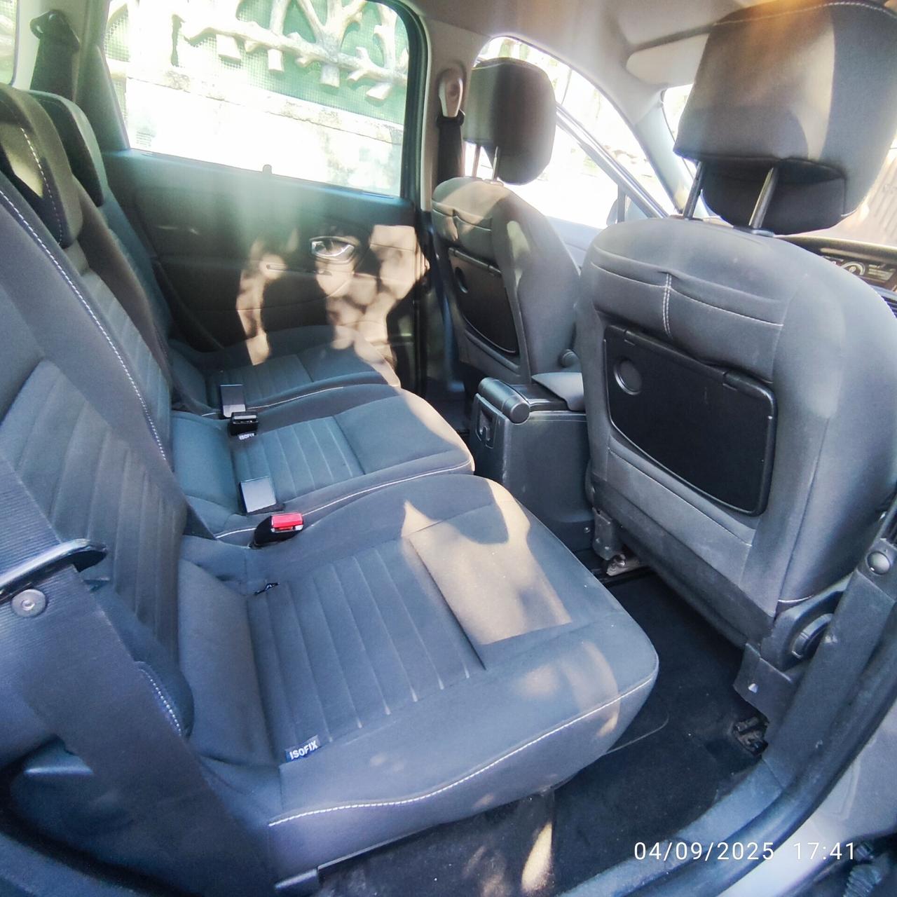 Renault Scenic Scénic XMod dCi 110 CV EDC Limited