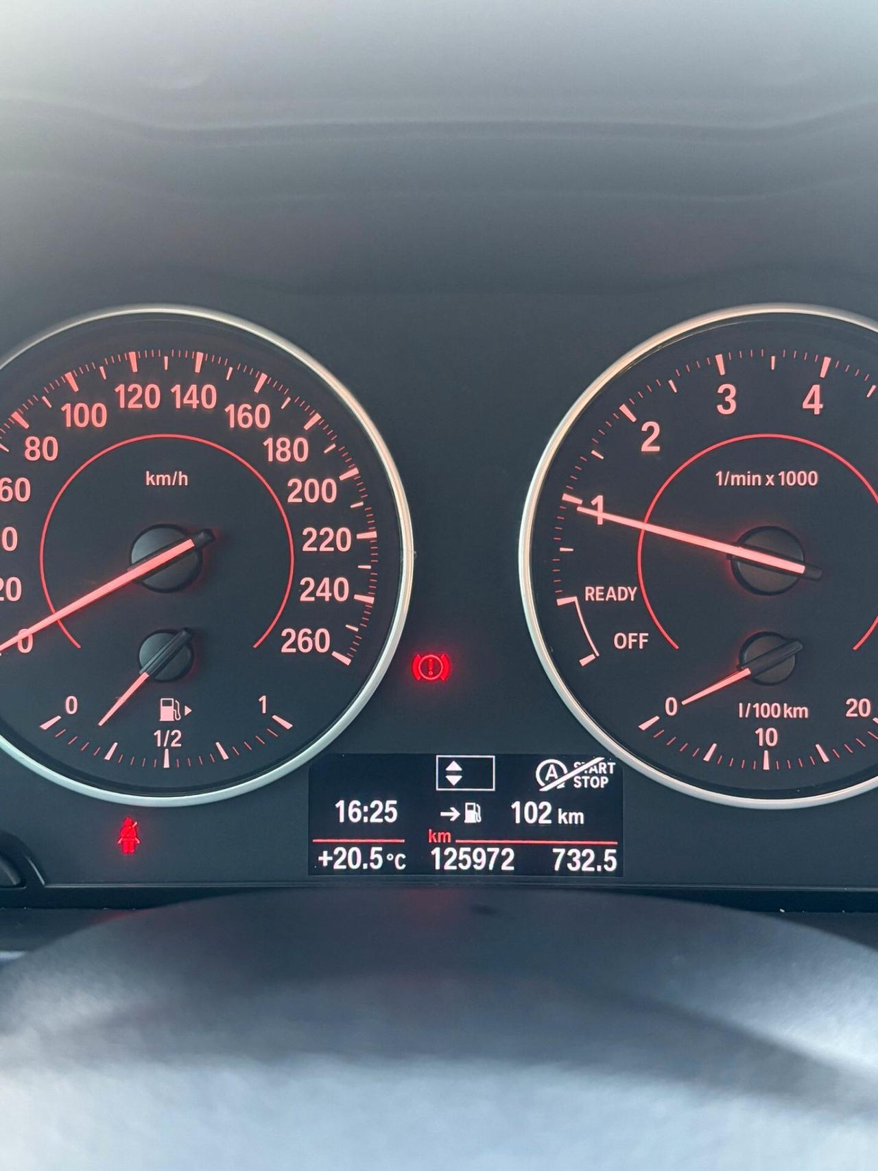 Bmw 116 116i 5p. Urban