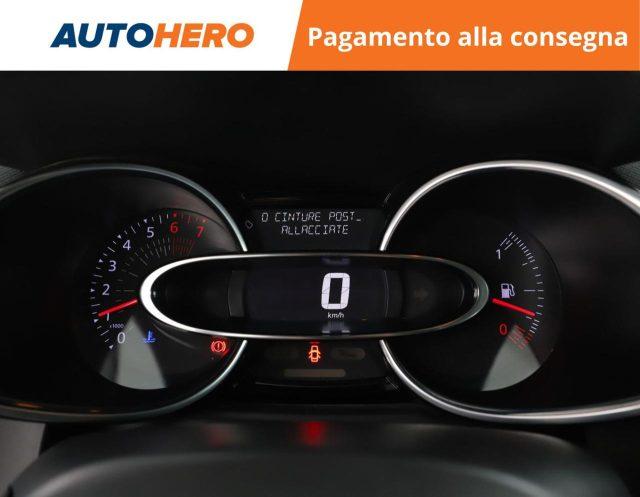 RENAULT Clio TCe 12V 90 CV 5 porte Moschino Zen
