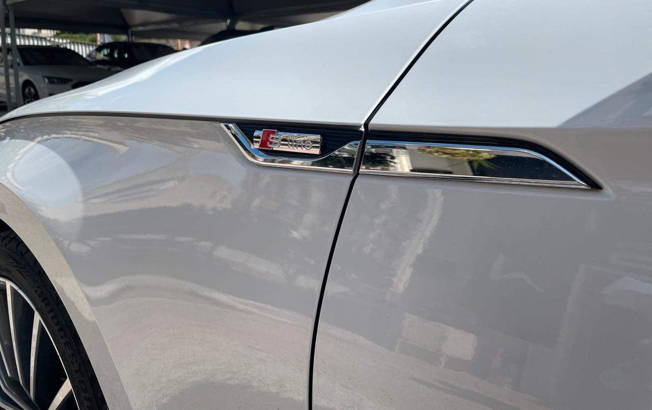 Audi A5 40 TDI quattro S- Line SPB TETTO 2023