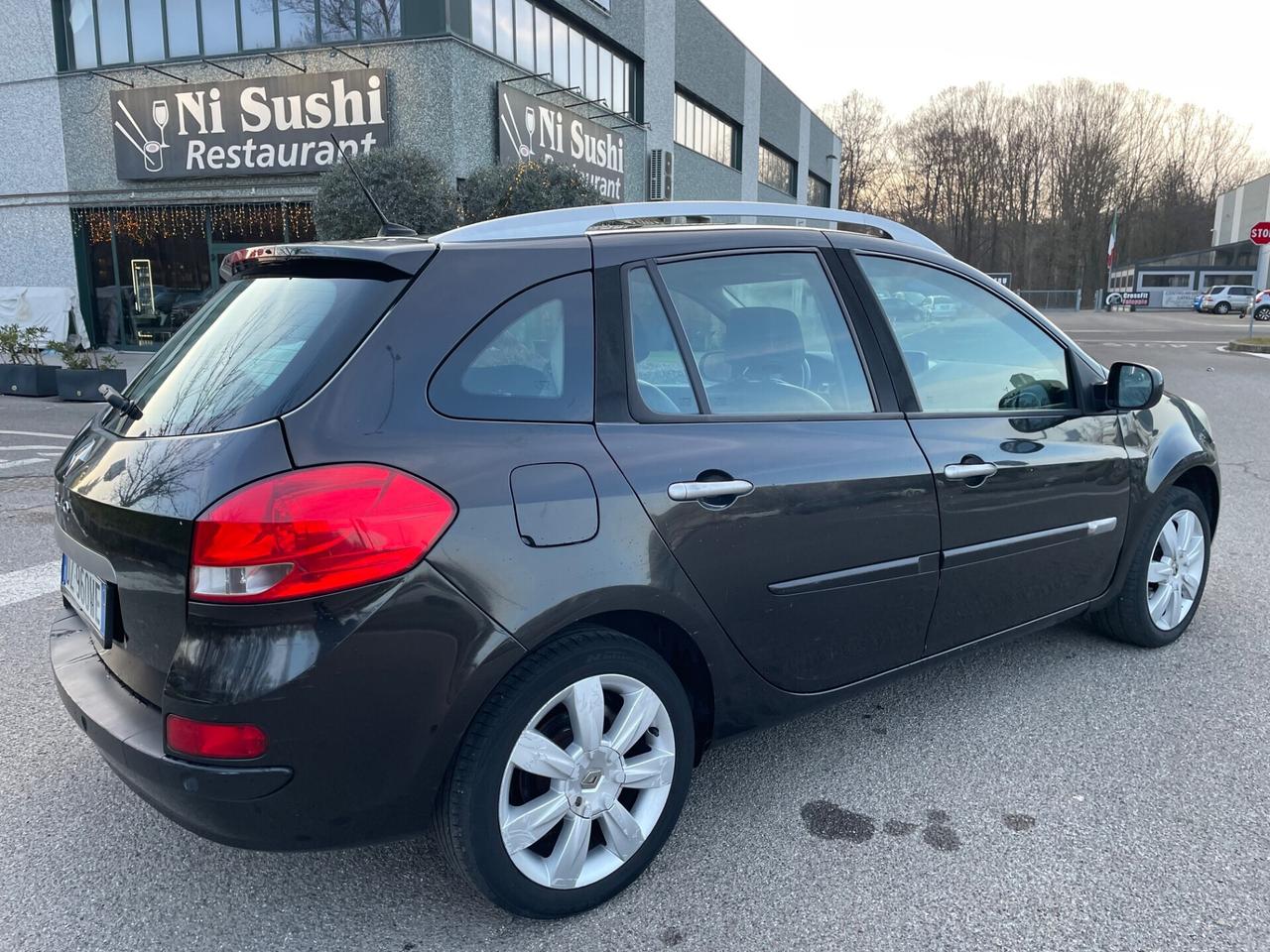 Renault Clio 1.2 16V TCE 100CV SporTour*Neopatentati*Navi*