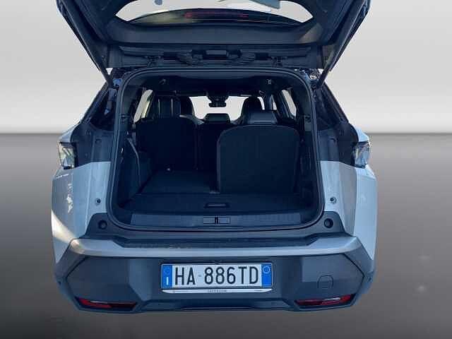 Peugeot NUOVO 5008 Nuovo 5008 Hybrid 136 e-DCS6 GT