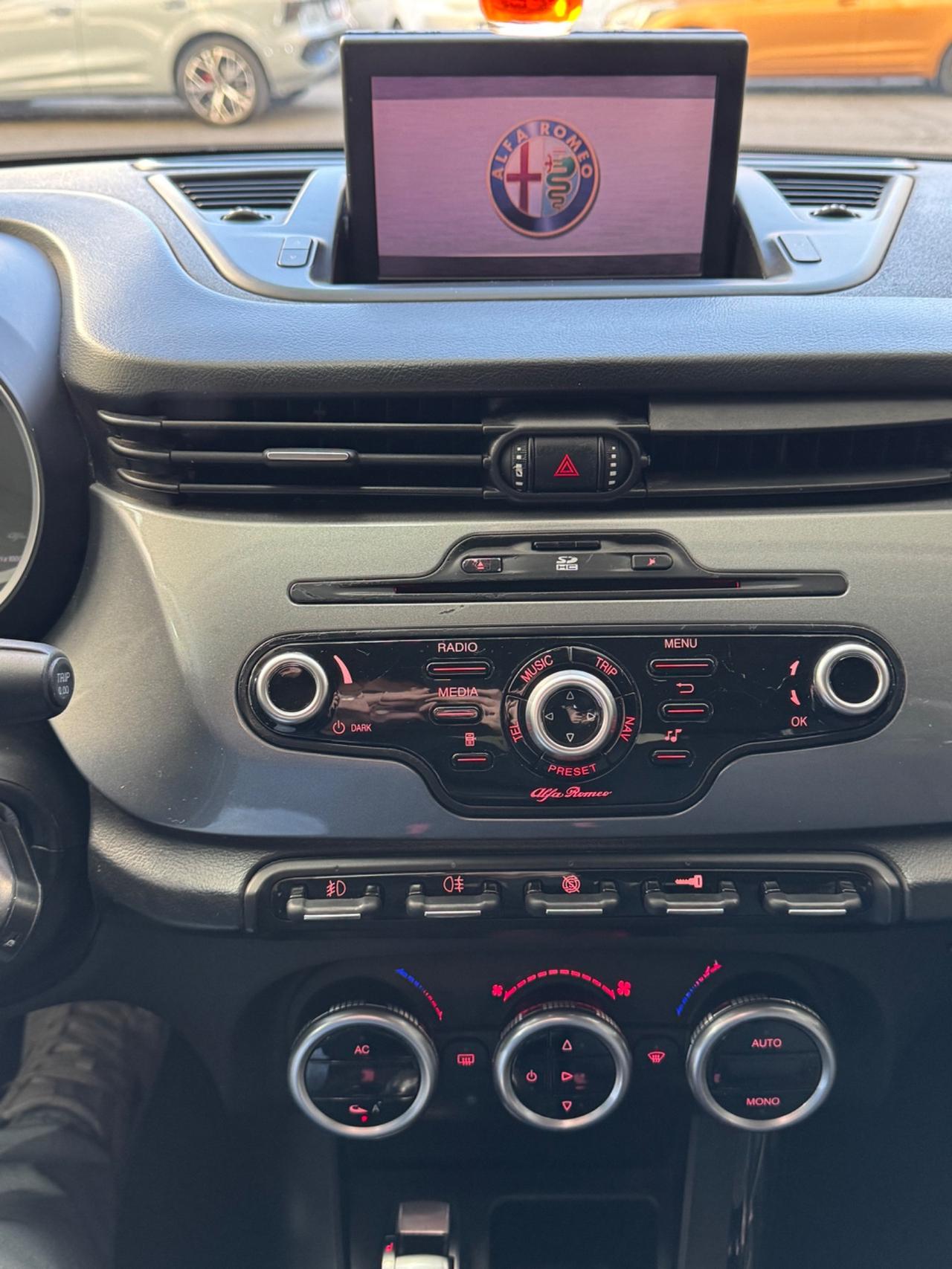 Alfa Romeo Giulietta 1.6 JTDm-2 105 CV Exclusive