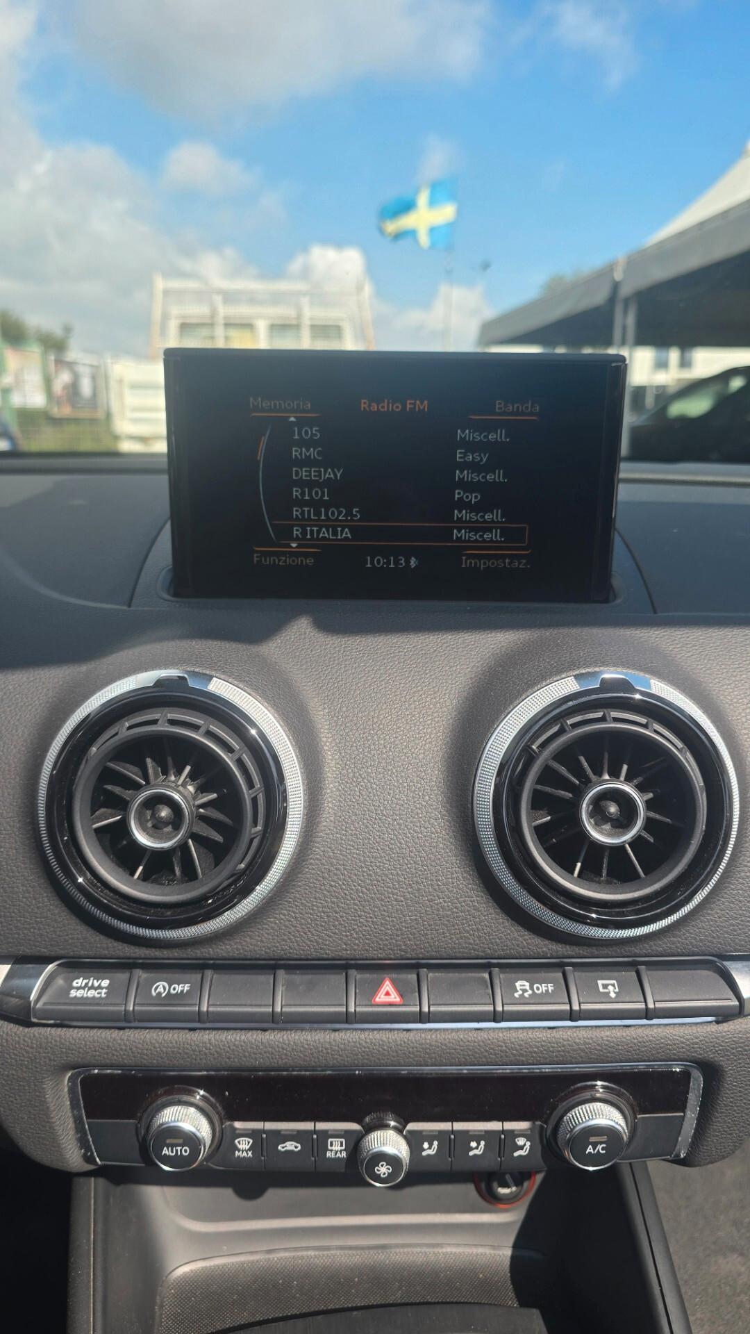 Audi A3 Cabrio 1.6 TDI clean diesel Ambition