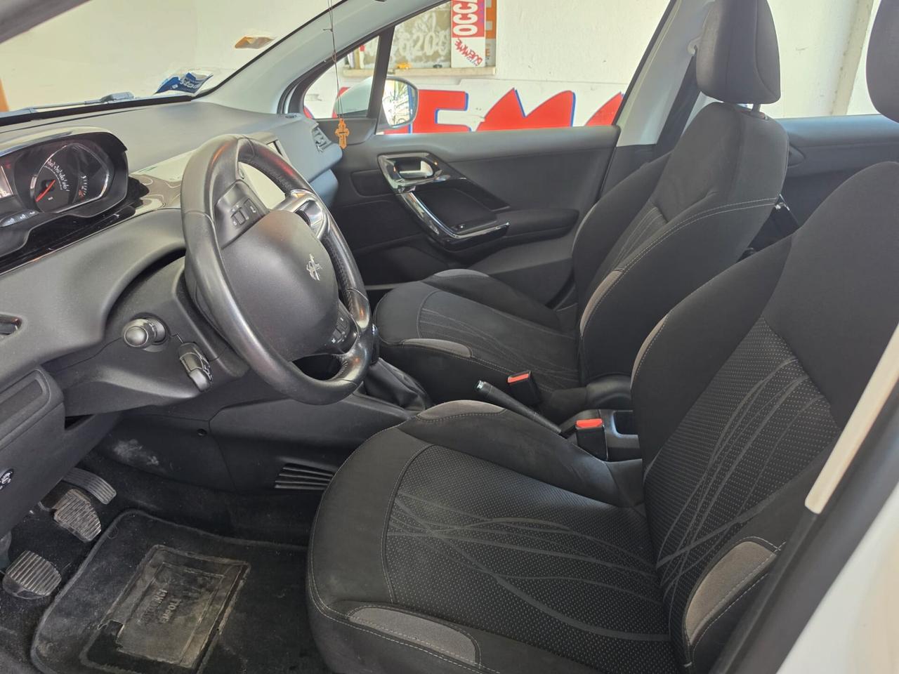 Peugeot 208 1.4 VTi 95 CV 5p GPL Allure rate dea 99,00