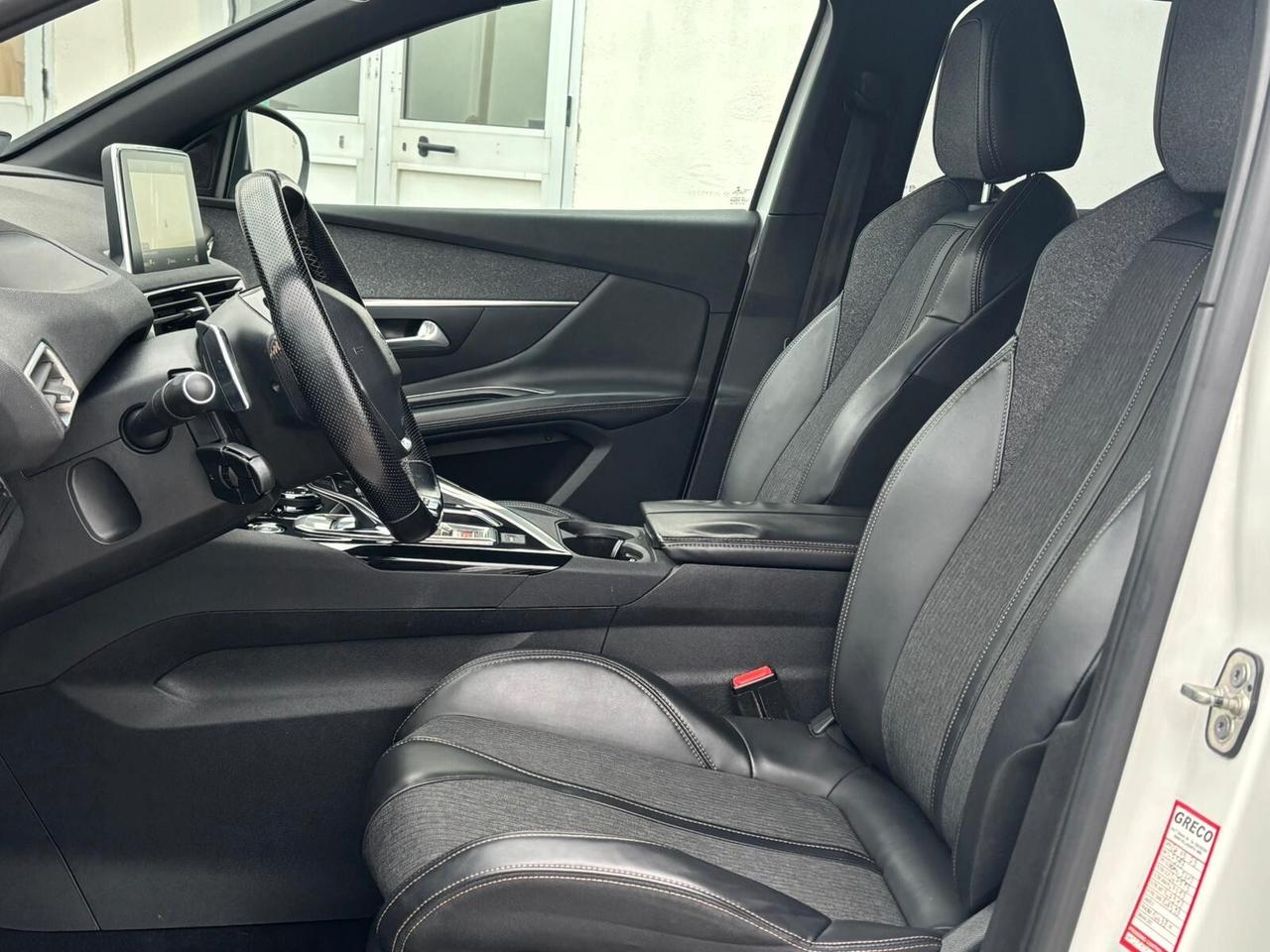 Peugeot 3008 BlueHDi 130 S&S EAT8 GT Line