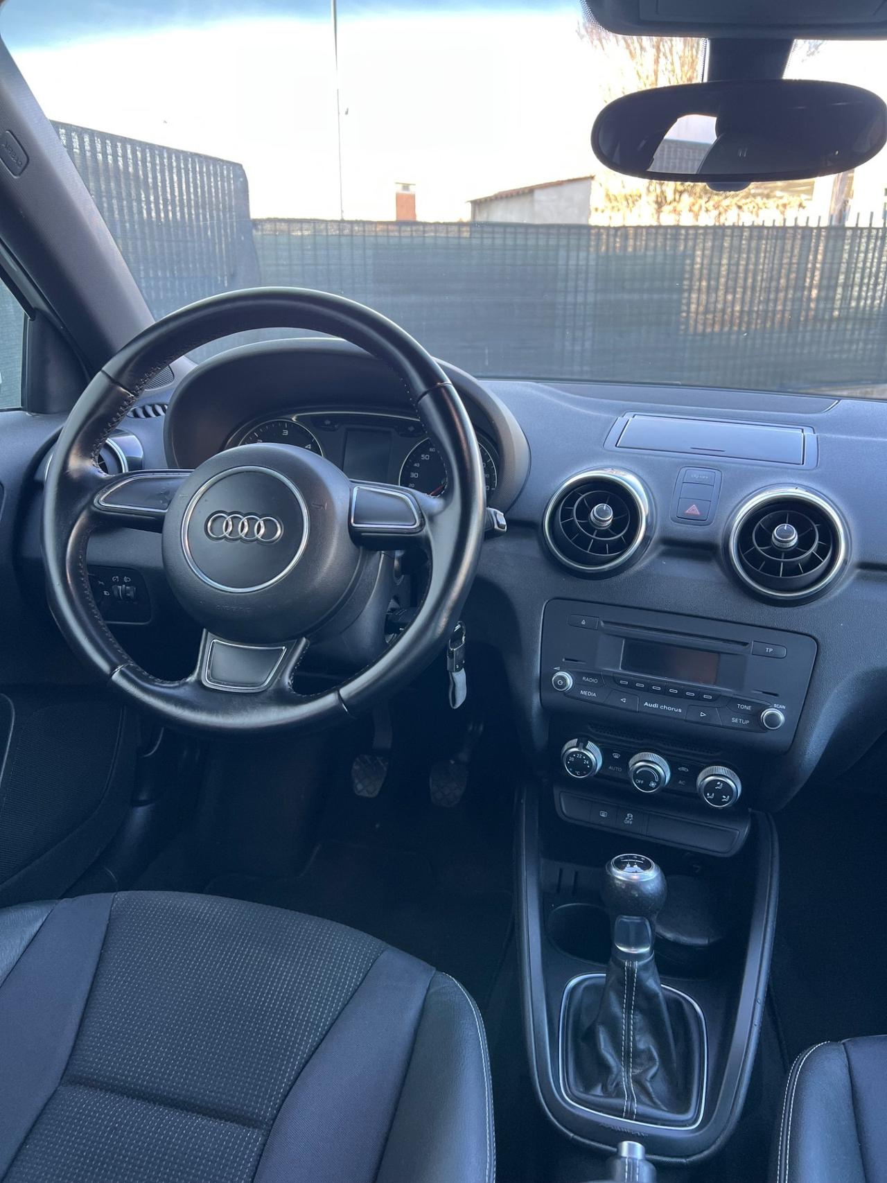Audi A1 SPB 1.6 TDI SLINE