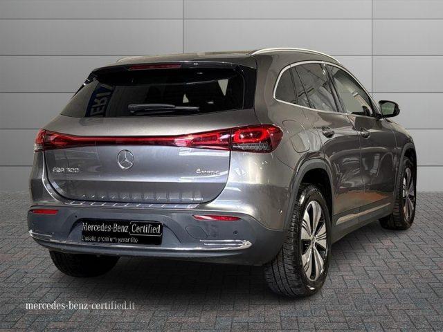 MERCEDES-BENZ EQA 300 4Matic Sport