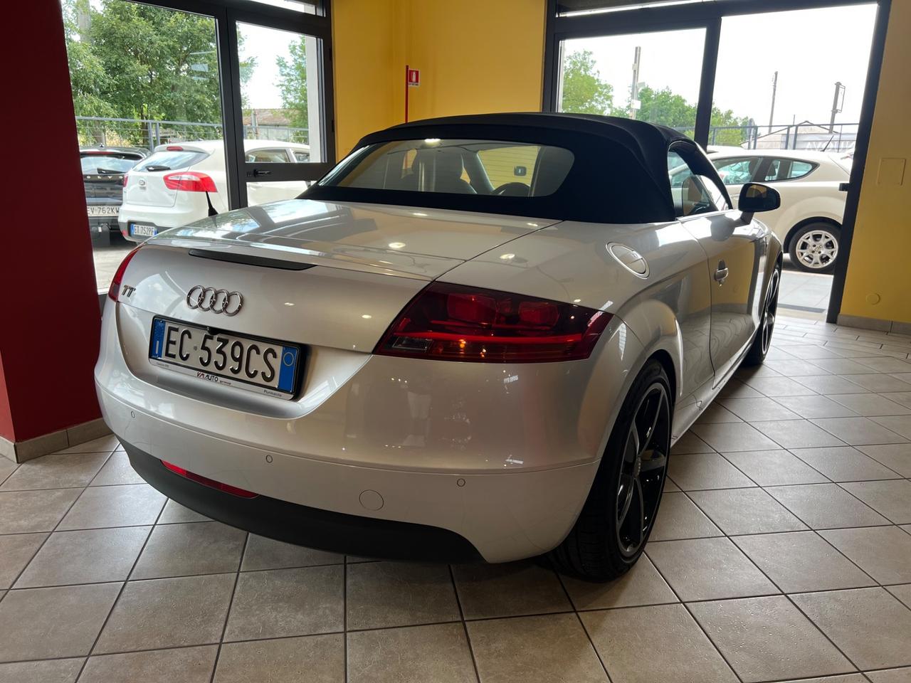 Audi TT Roadster 1.8 TFSI S tronic Advanced plus