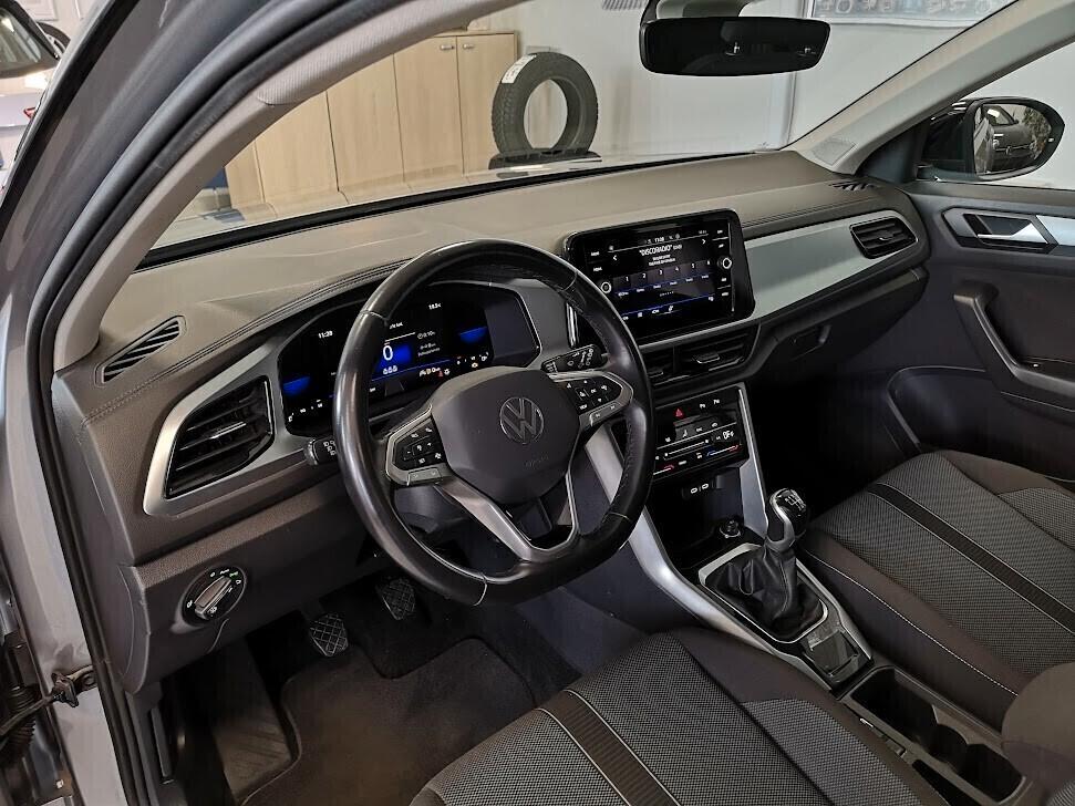 Volkswagen T-Roc 1.0 TSI Life 110CV 6 marce Fari led