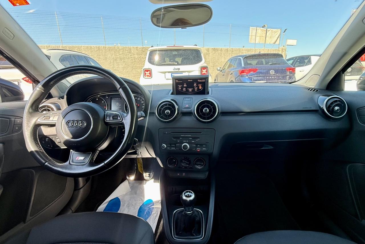 Audi A1 1.6 TDI 90 CV S-Line Exterior Pack,LED Diurni,Bluetooth,Comandi al volante,ecc.
