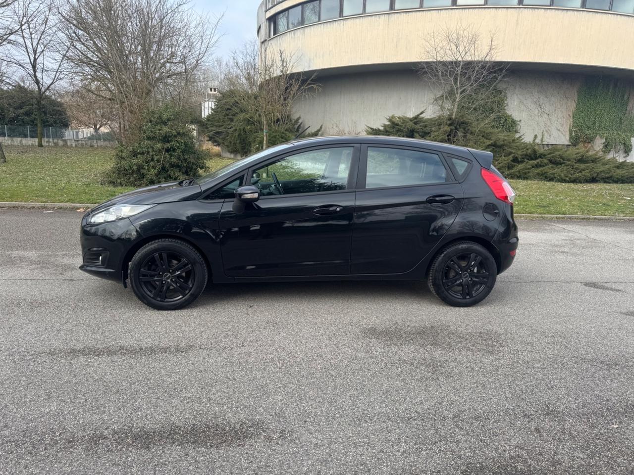 Ford Fiesta 1.4 5p. Bz.- GPL Titanium