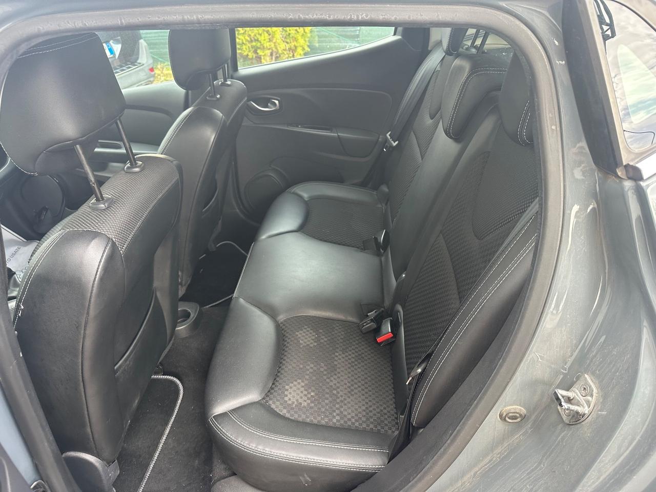 Renault Clio dCi 8V 90 CV 5 porte Moschino Intens