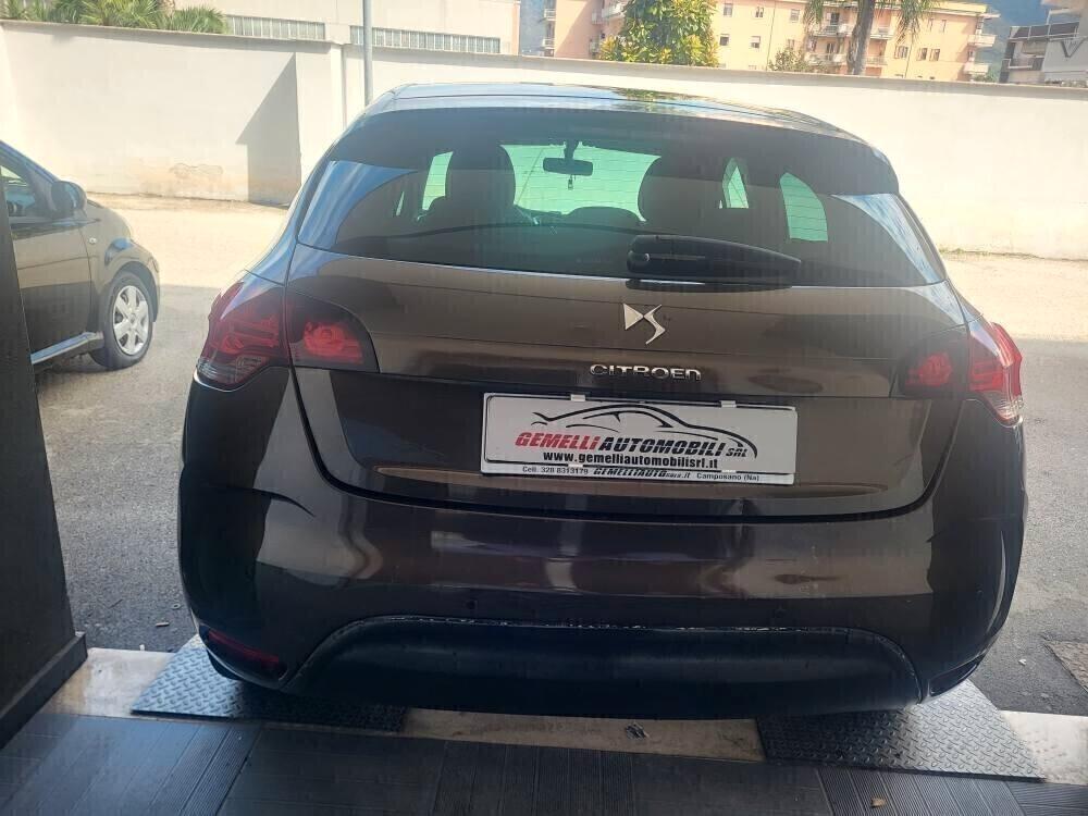 Ds DS4 4 1.6 e-HDi 110 airdream 05/2012 km 238000