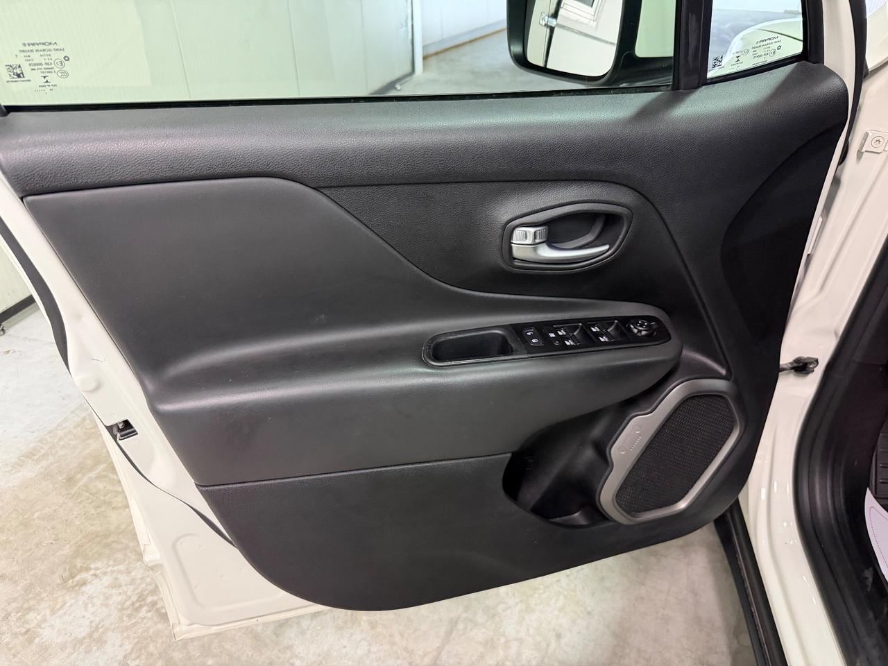 Jeep Renegade 1.6 Mjt DDCT 120 CV Sport