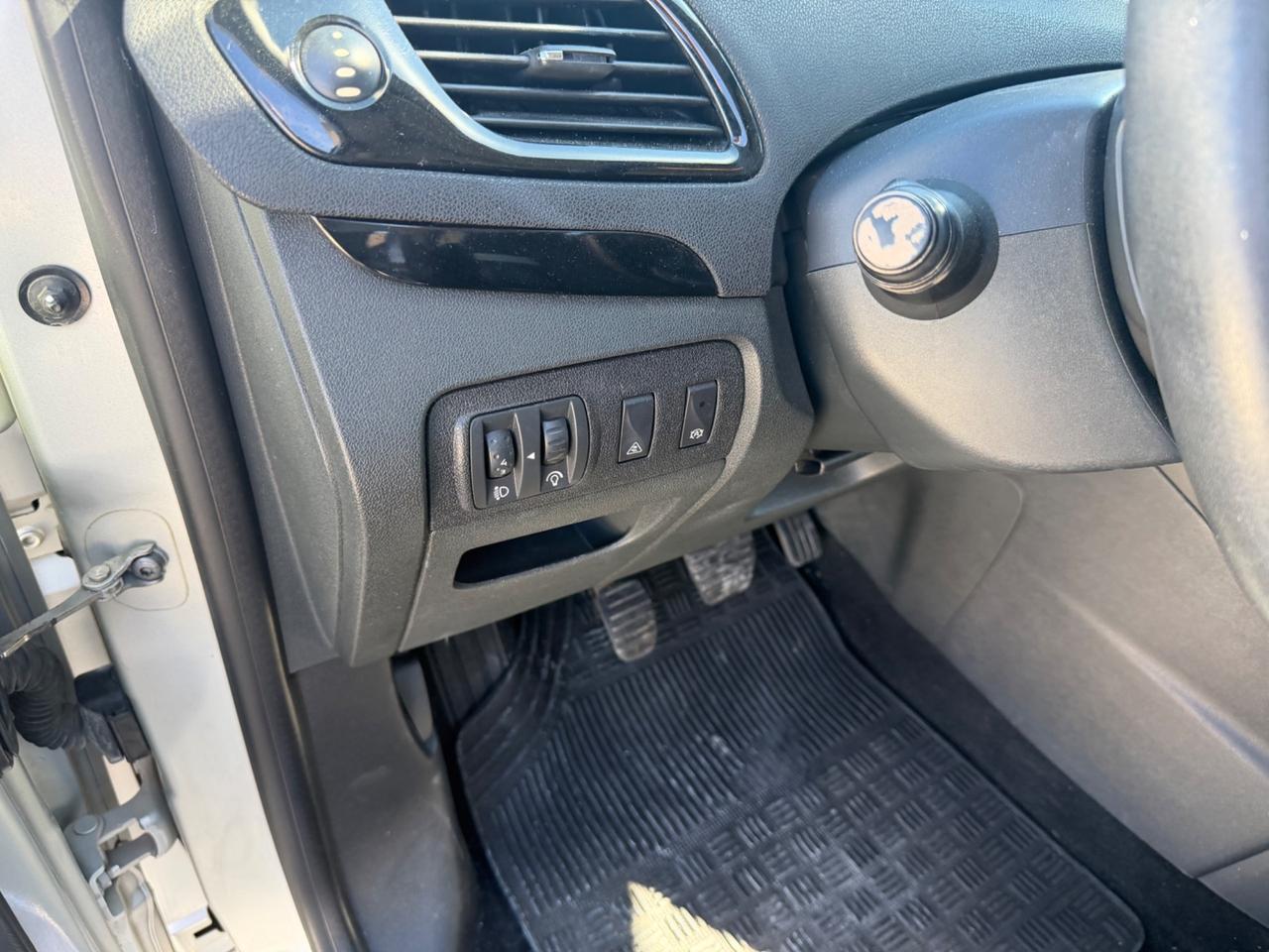 Renault Scenic Scénic XMod 1.5 dCi 110CV EDC Live