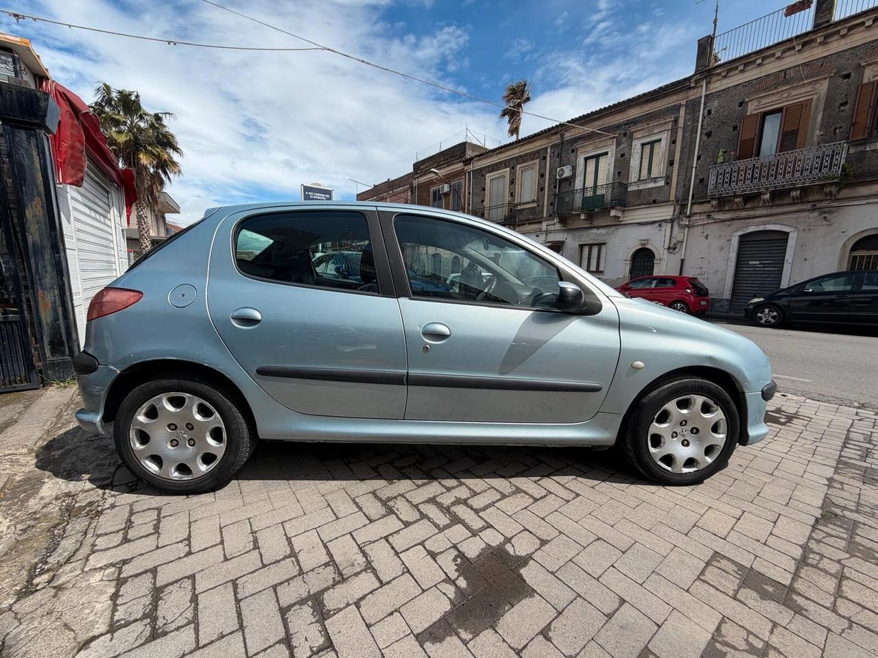 Peugeot 206 1.6 HDi 110cv 5p. XT