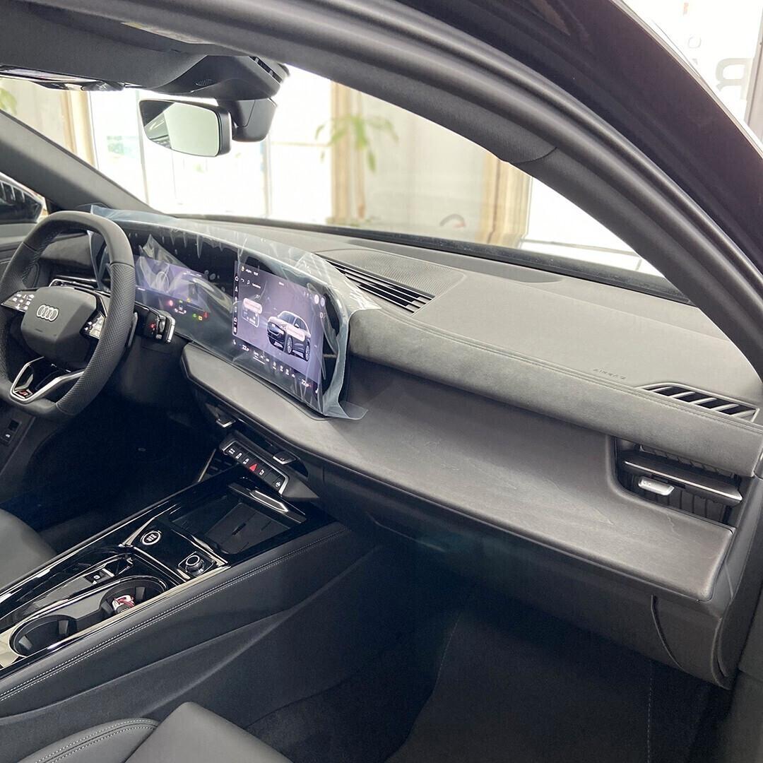 Audi Q3 Sportback 35tdi Identity Black 2026 km0|tetto+matrix+pelle totale|