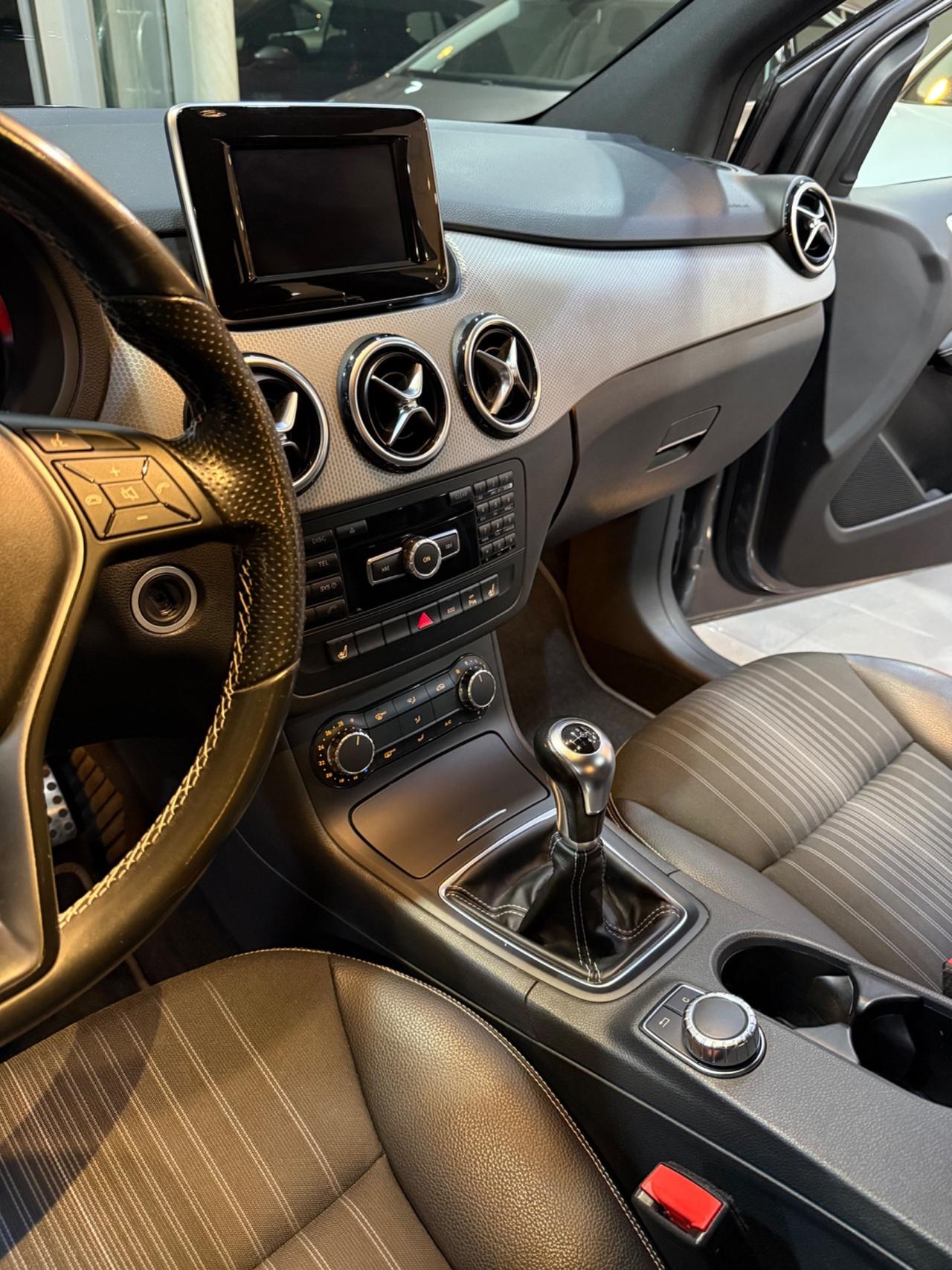 Mercedes-benz B 180 Premium DISTRIBUZIONE FATTA