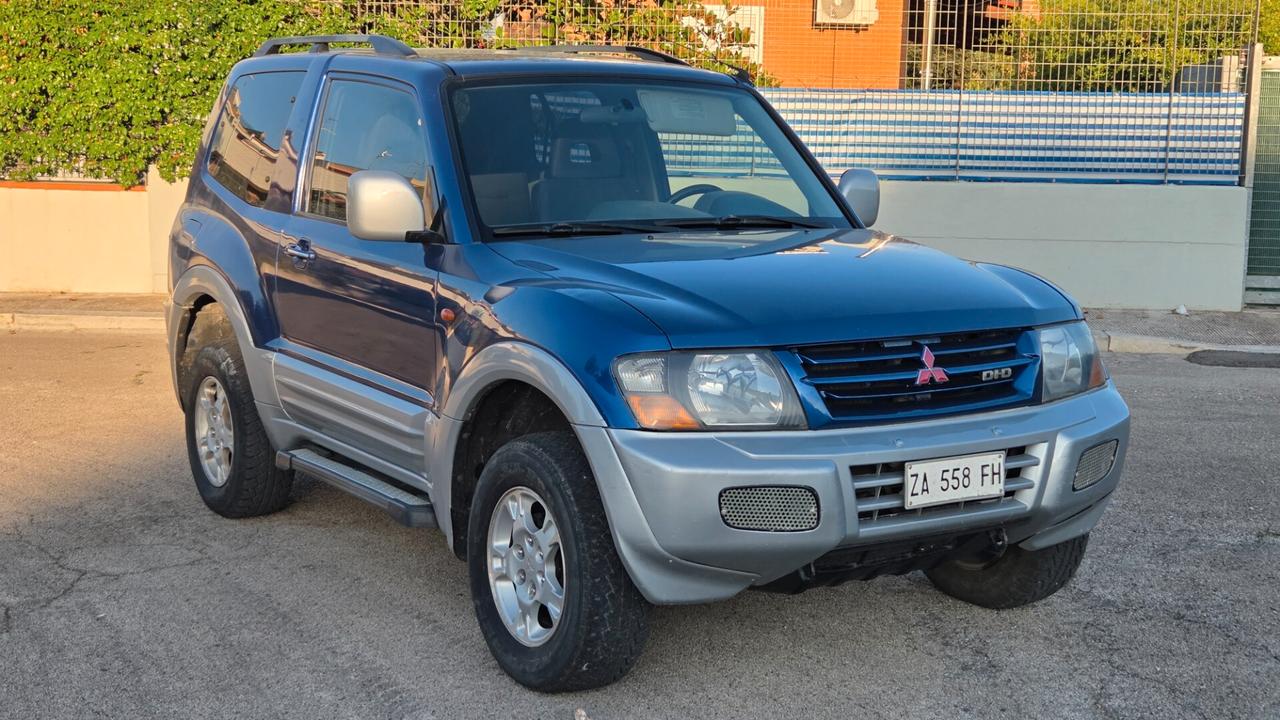 Mitsubishi Pajero 3.2 16V DI-D 3p. GLS Gancio traino